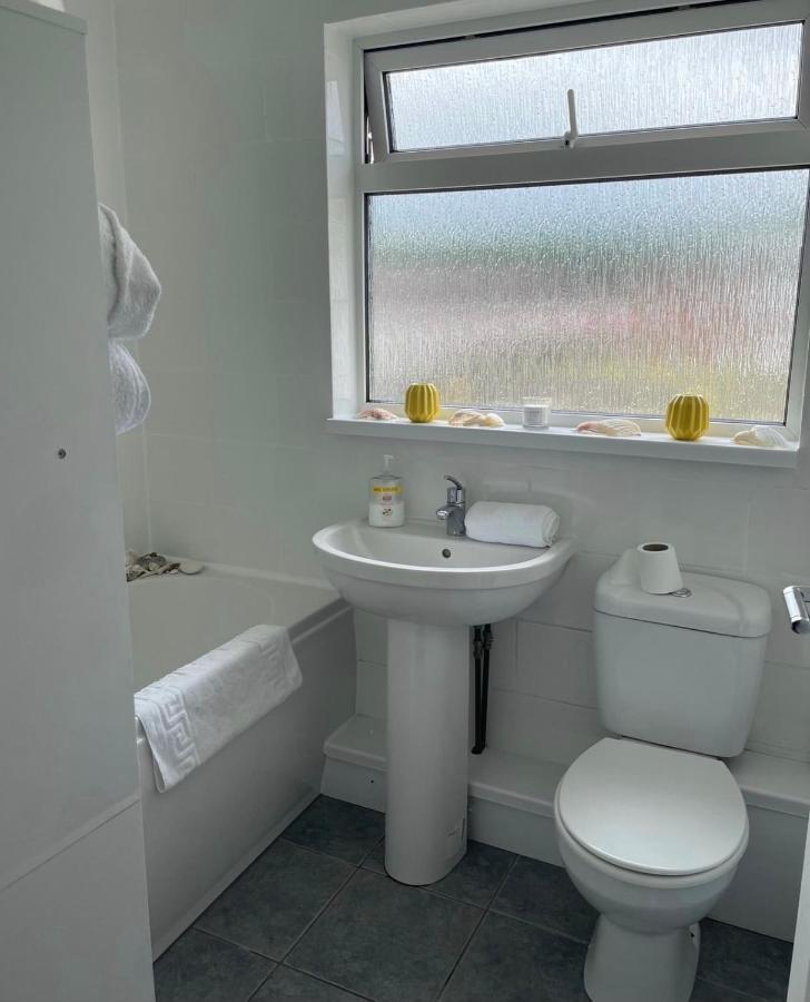 カーディフCozy Flat 15 Mins From City Centre With Parkingアパートメント エクステリア 写真